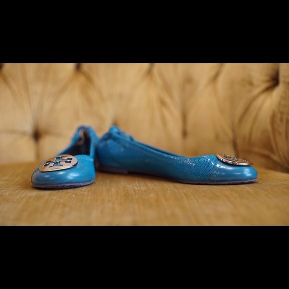 Tory Burch flats. - Picture 5 of 6